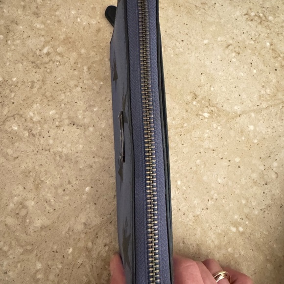 Coach F53426 Star Canyon Quinn Limited Edition Black/Blue Leather Wallet - Picture 9 of 16